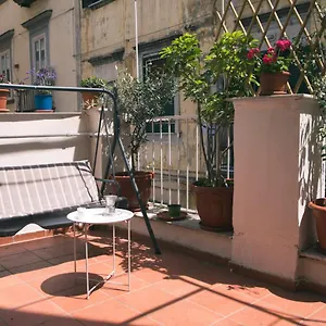  Apartment La Casa Del Nespolo, 2 Terrazzi E 2 Bagni In Centro Italy