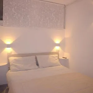  Apartment Vittoria Italy
